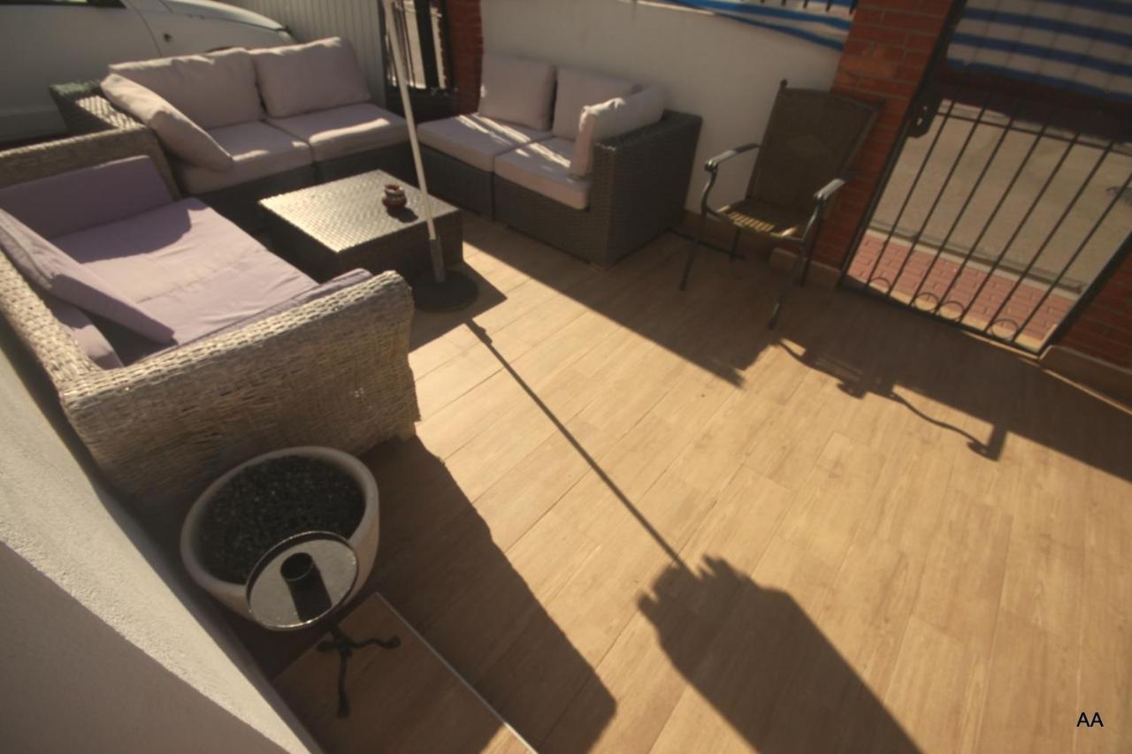 Little Peaceful Retreat Room With Bath, Heating, Terrace, Free Wifi Fridge Easy Parking Μαρμπέλλα Εξωτερικό φωτογραφία