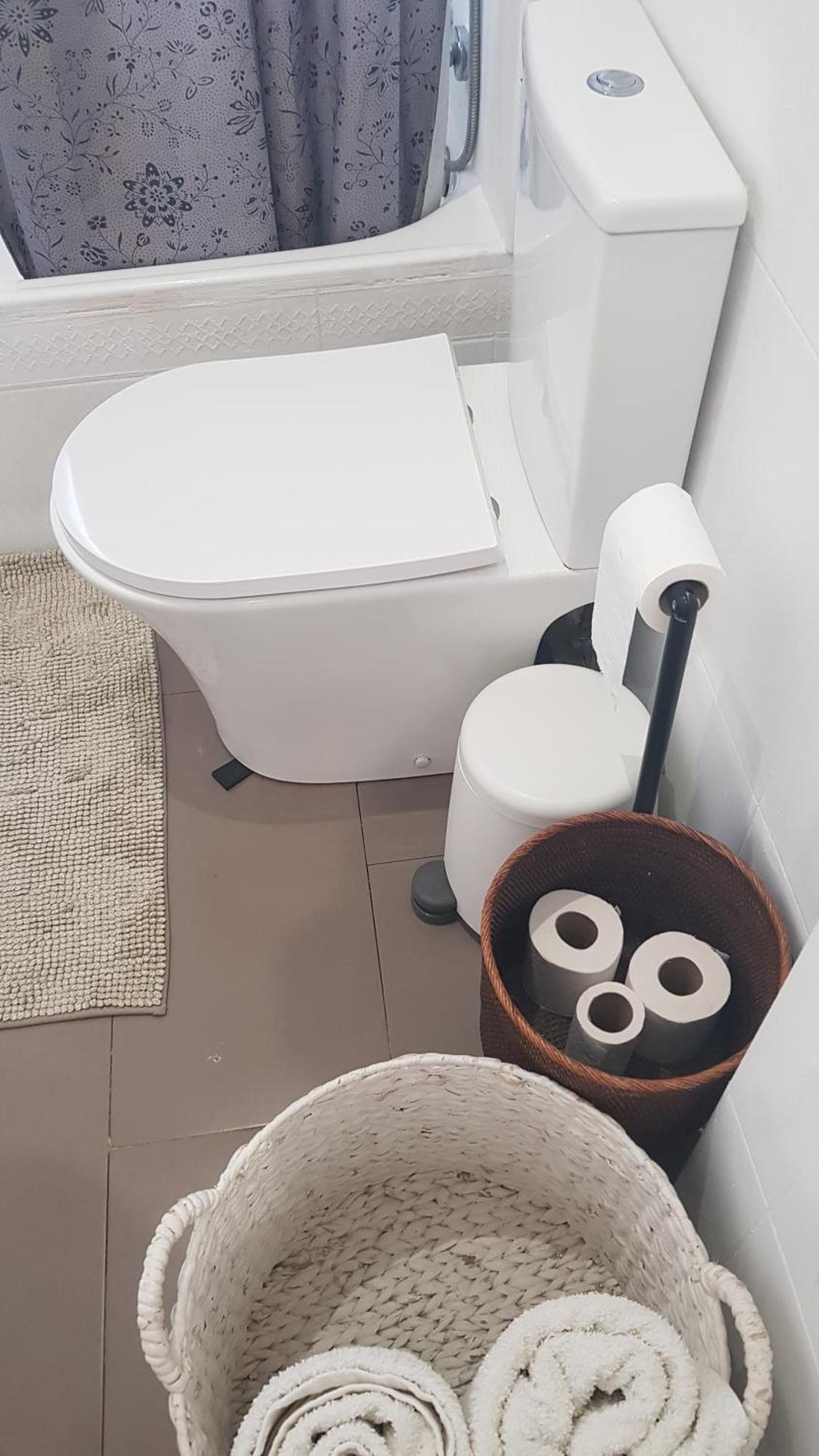 Little Peaceful Retreat Room With Bath, Heating, Terrace, Free Wifi Fridge Easy Parking Μαρμπέλλα Εξωτερικό φωτογραφία